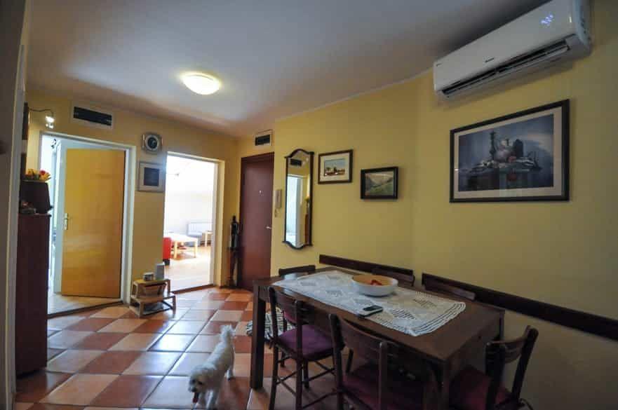 Квартира, 872 м², 238 967$ — FAKTOR